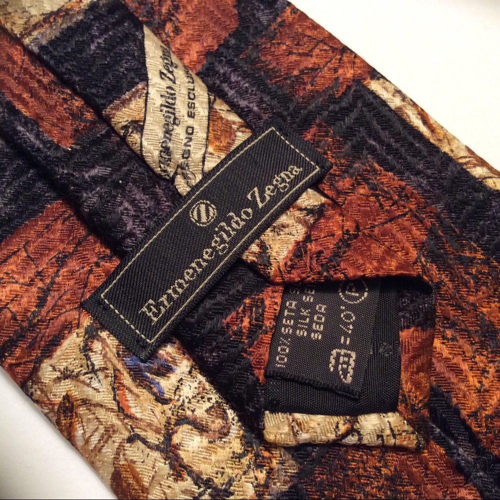 Ermenegildo Zegna copper and black silk tie
58x4” - Picture 2 of 6
